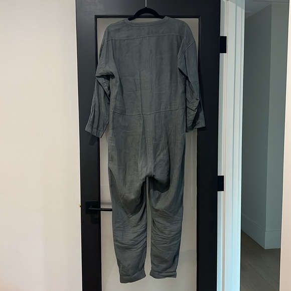 Outerknown Retrograde Linen Jumpsuit - size small - Picture 3 of 7
